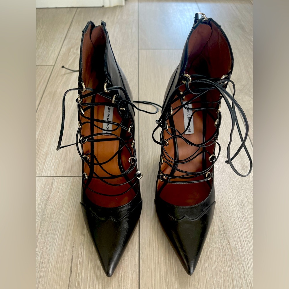 Tabitha Simmons black high heel lace up size 7.5